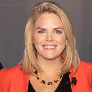 Caroline Johnson Headshot
